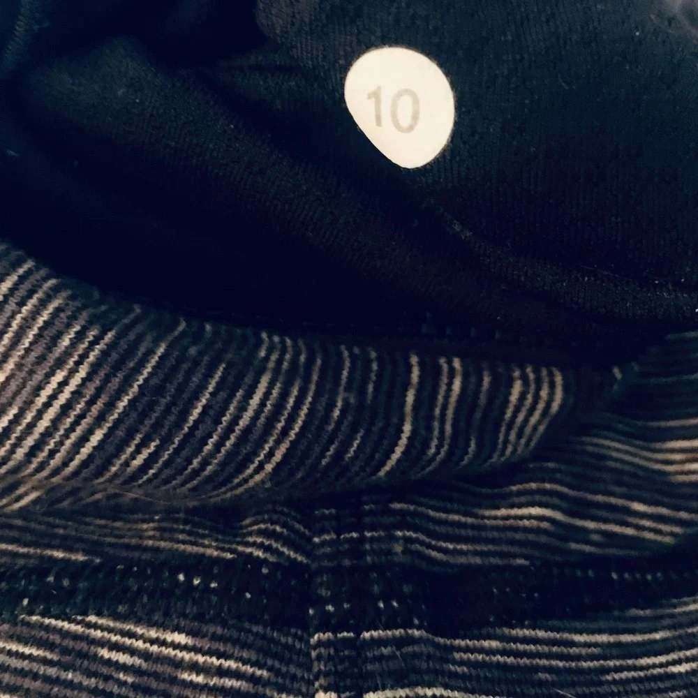 Lululemon Forme Jacket *Cuffins Wee Are From Space Black Cashew